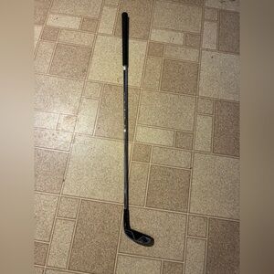 35 inch right handed master grip chipper golf club with steel shaft